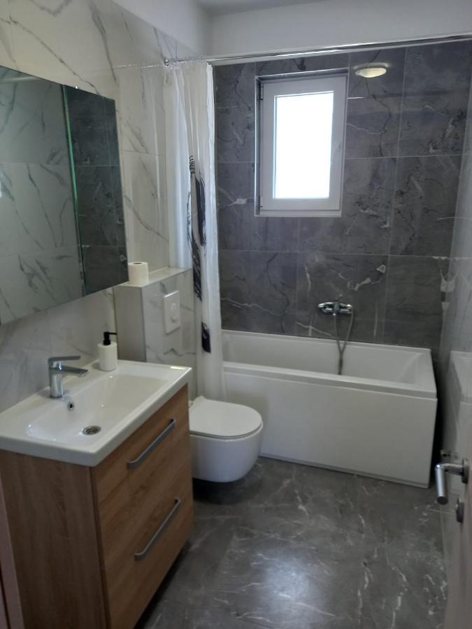 Villa Toni Biograd Na Moru Ngoại thất bức ảnh