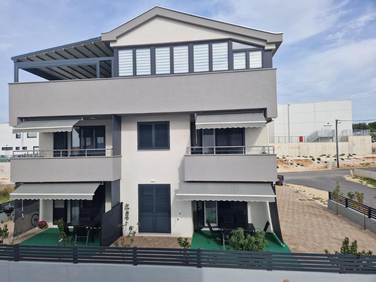 Villa Toni Biograd Na Moru Ngoại thất bức ảnh